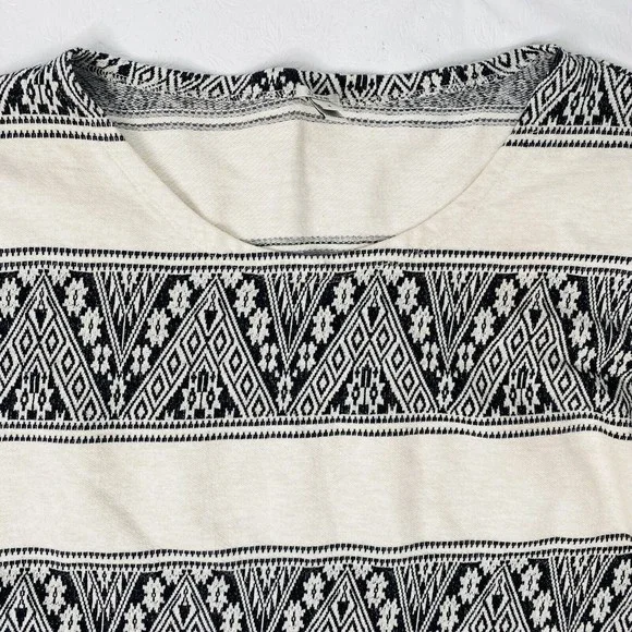 J Crew Sz Small Black Cream Graphic 3/4 Sleeve Sweatshirt - Picture 2 of 9